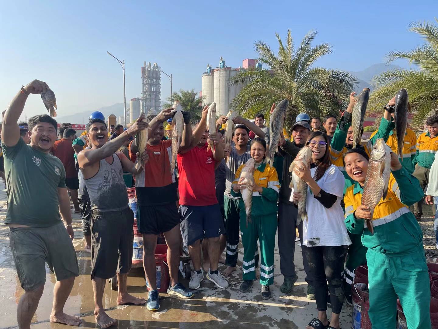 “魚(yú)”悅時(shí)光，讓心飛翔——紅獅希望慶元旦 喜迎新年